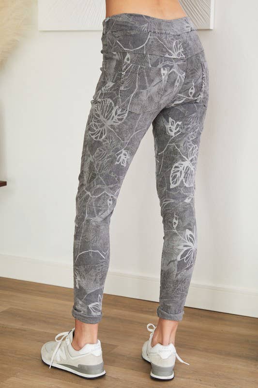 TROPICAL FLORA PRINT CRINKLE JOGGERS (6175-CORDFLORAL)