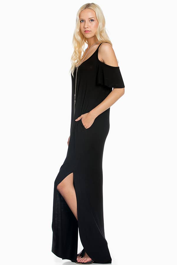 SD5050 Ruffled Cold-shoulder Maxi Dress: XL / Black