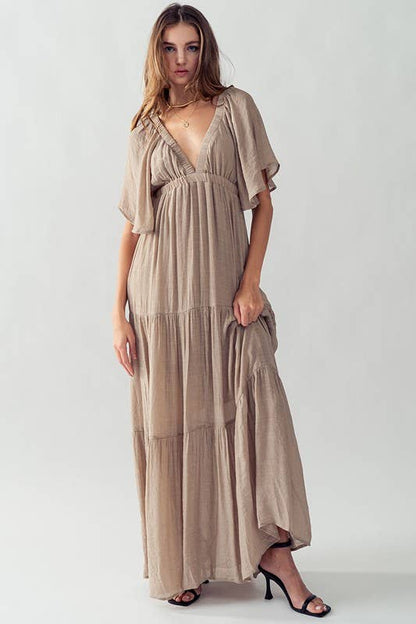 DEEP V NECK TIERED MAXI DRESS: BLACK