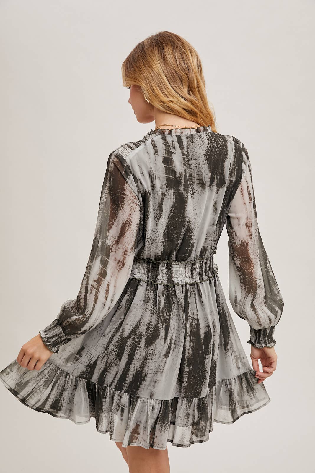 ANIMAL PRINT LONG SLEEVED V-NECK MINI DRESS