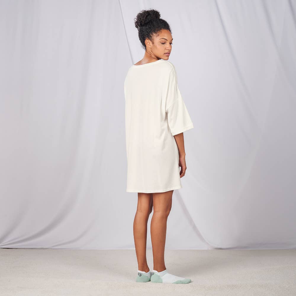 Faceplant Bamboo® and Organic Cotton Oversized boyfriend tee: Black / Small/Medium