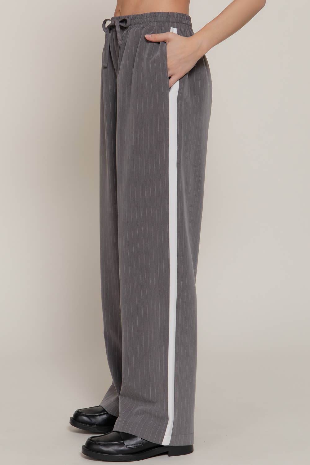 Side Stripe Detail Y/D Stripe Long Pants with Drawstring
