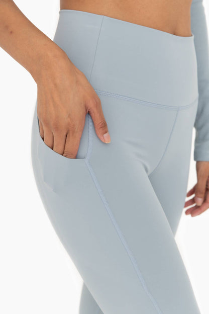 Laser-Cut and Bonded Essential Foldover Highwaist Leggings: ICE GREEN / S:M:L (2:2:2)