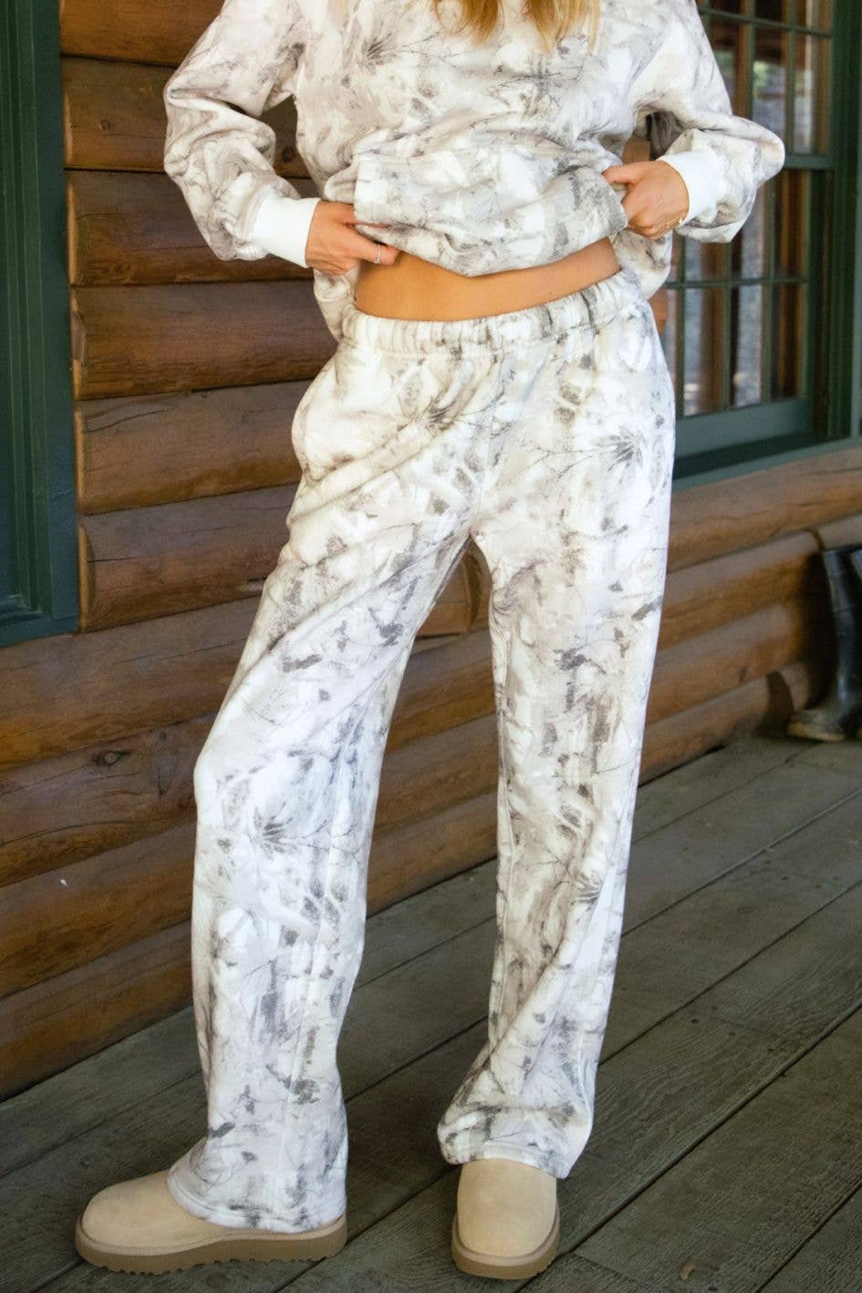 AVERY Light Woodland Camo Lounge Fleece Sweatpants