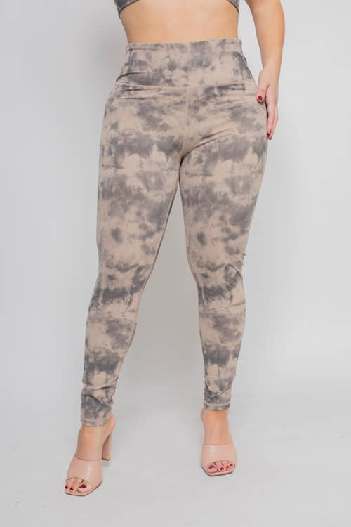 PLUS SIZE ACTIVEWEAR TIE DYE LEGGINGS: Taupe / 2X