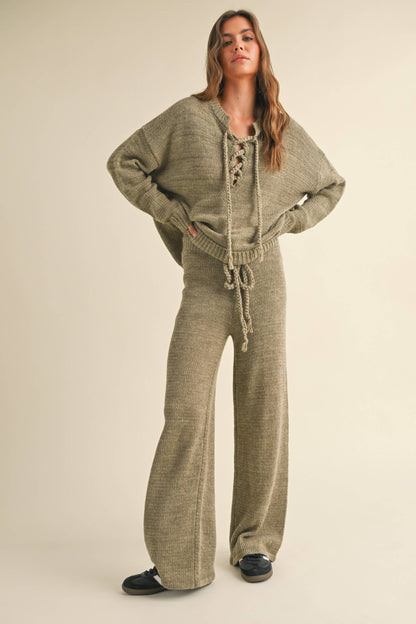 P4078   LINED KNITTED PANTS WITH DRAW STRING ON WAIST