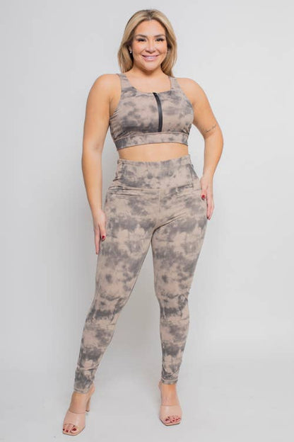 PLUS SIZE ACTIVEWEAR TIE DYE LEGGINGS: Taupe / 2X
