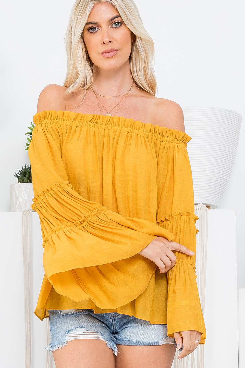 OFF SHOULDER TIERED BELL SLEEVE TOP: EARL GREY / S