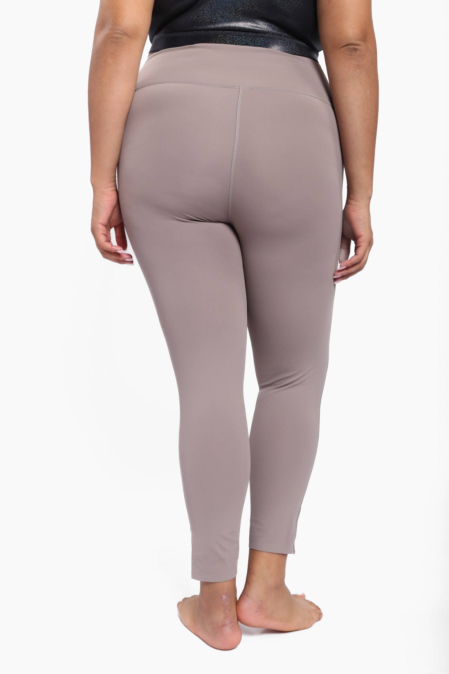 CURVY Tapered  BLACK / XL:1XL:2XL:3XL Band Essential Solid Highwaist Leggings: (2:2:1:1)