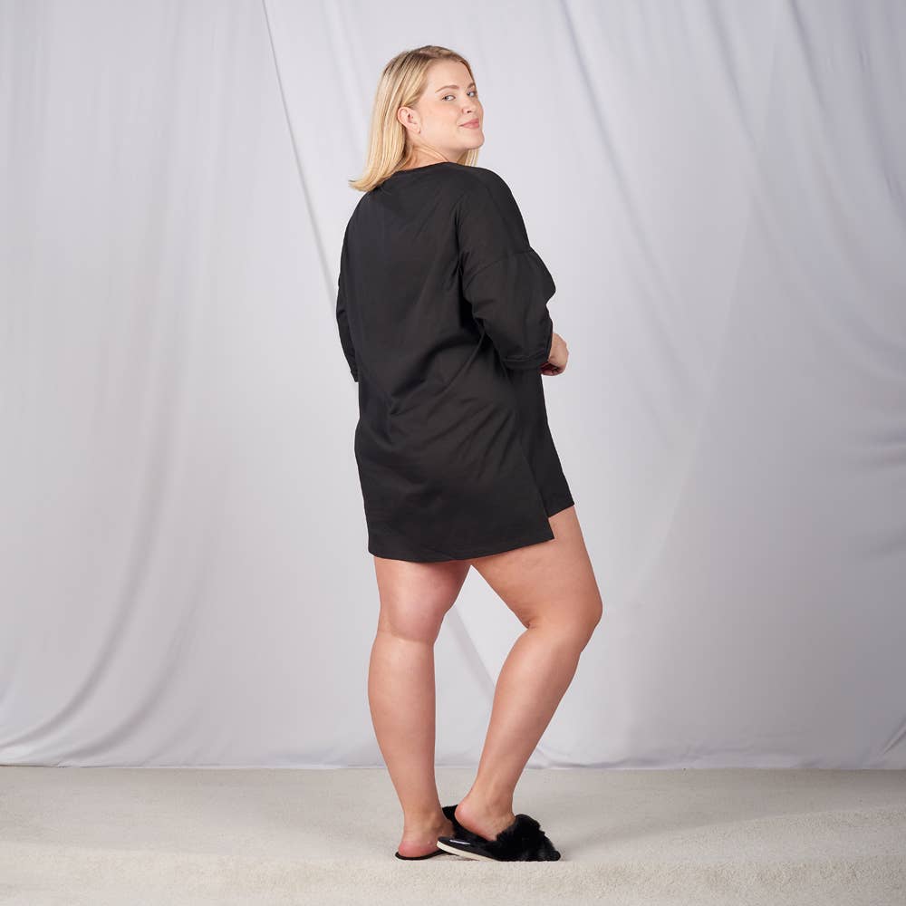 Faceplant Bamboo® and Organic Cotton Oversized boyfriend tee: Black / Small/Medium