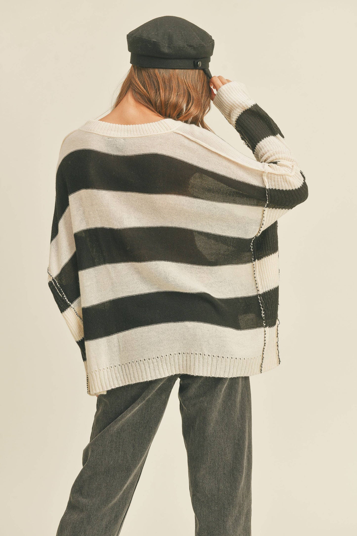 MMT1414 M WIDE BAND PATTERNED SWEATER TOP: BLACK/WHITE / M