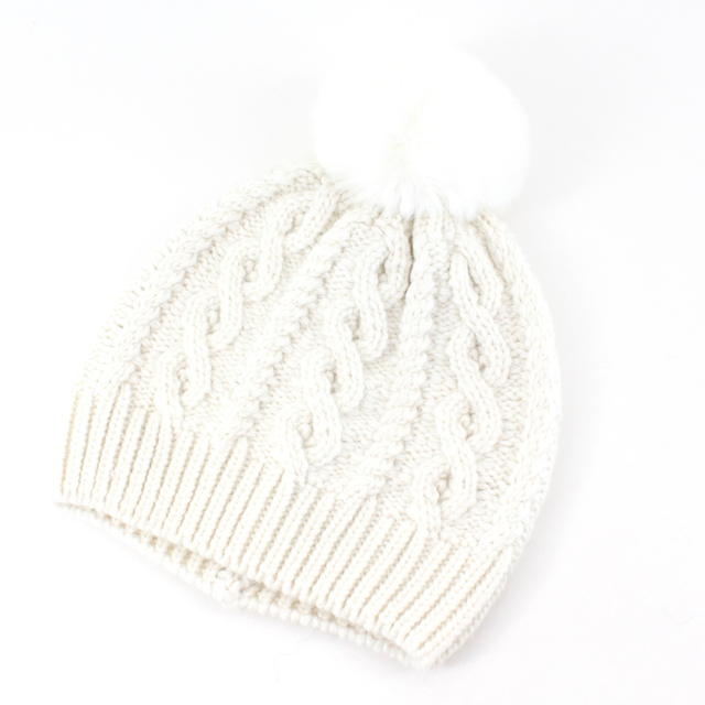 S24152C Cable Knit Beanie