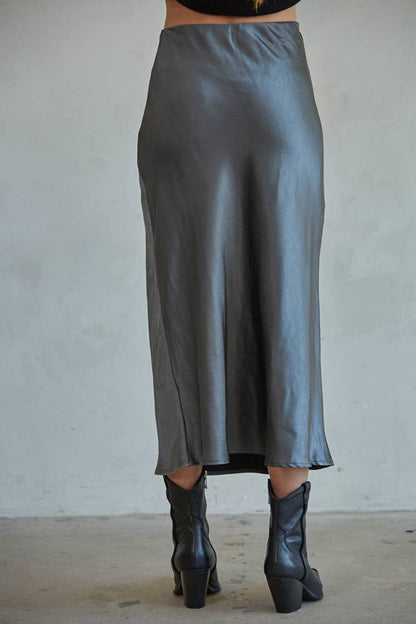 L5954 | MANHATTAN DREAM SKIRT: Black / Small