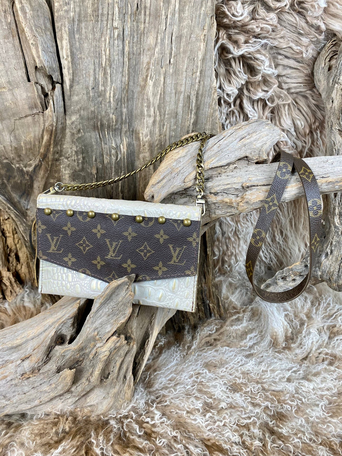 CREAM LAVISH Jordan UPCYCLED PinkCroc