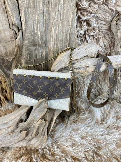 CREAM LAVISH Jordan UPCYCLED PinkCroc