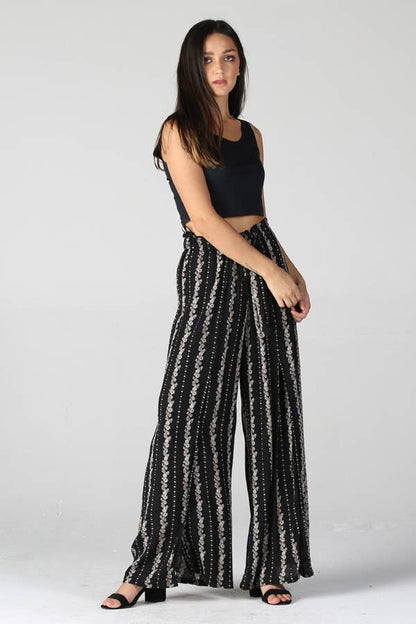 25P63-W738 SLIT FRONT WIDE LEG PANTS