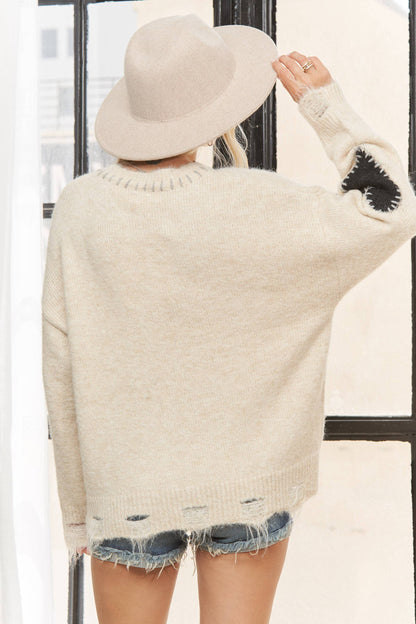 CESW3934- LONG SLEEVE HEART PATCH KNIT SWEATER
