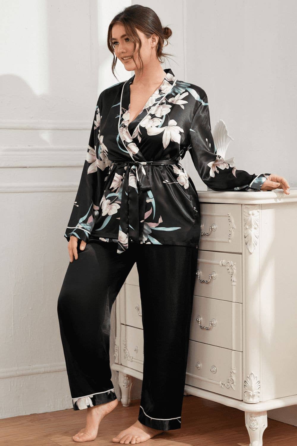 Plus Size Floral Belted Robe and Pants Pajama Set: Black / 1XL