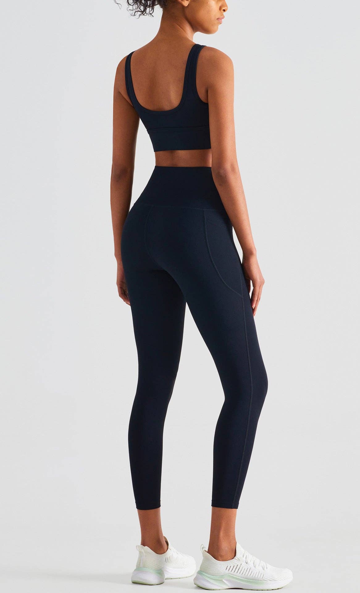 Soft Buttery High Waisted Fitness Leggings with Pockets: Cacao / Large 8-10