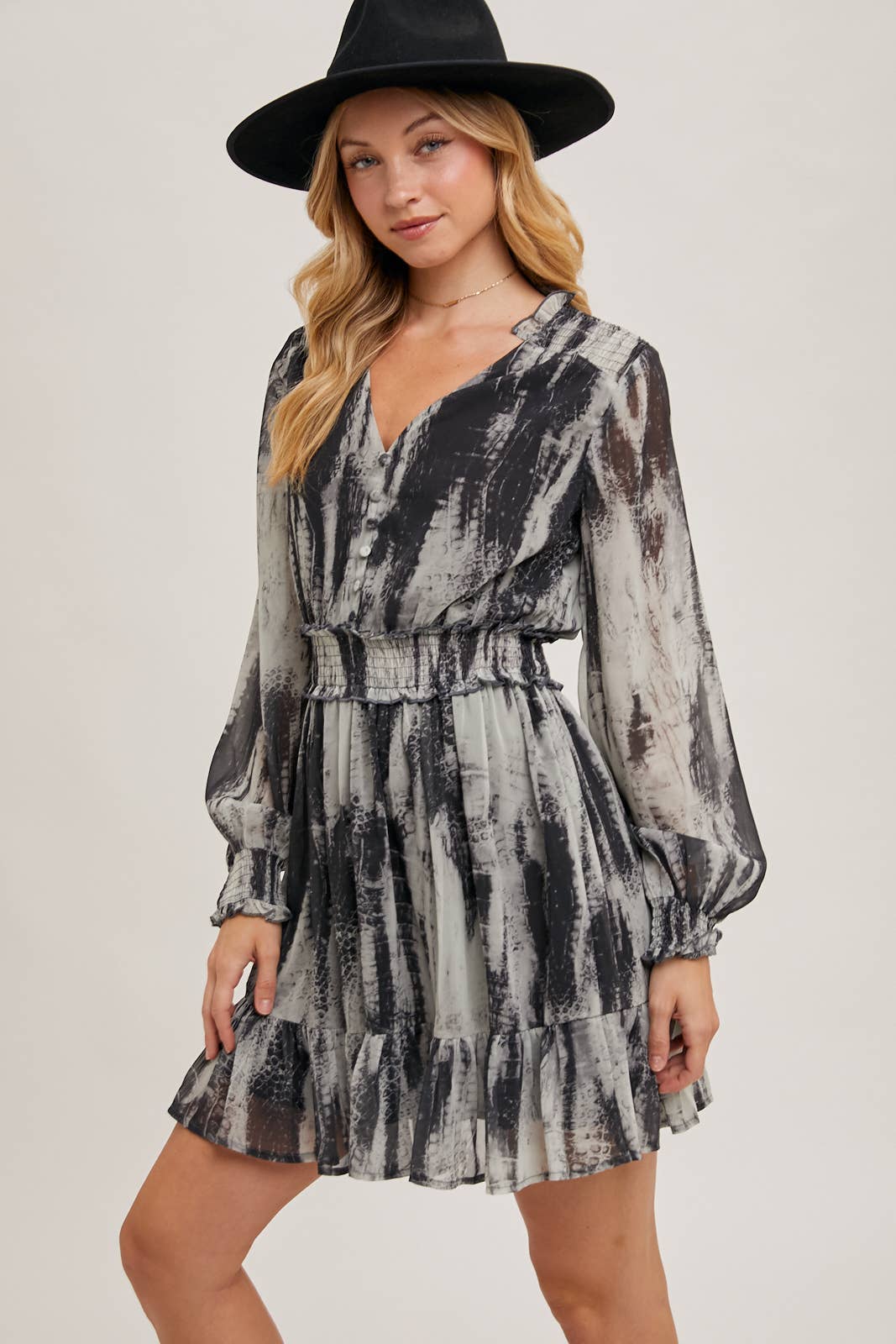 ANIMAL PRINT LONG SLEEVED V-NECK MINI DRESS