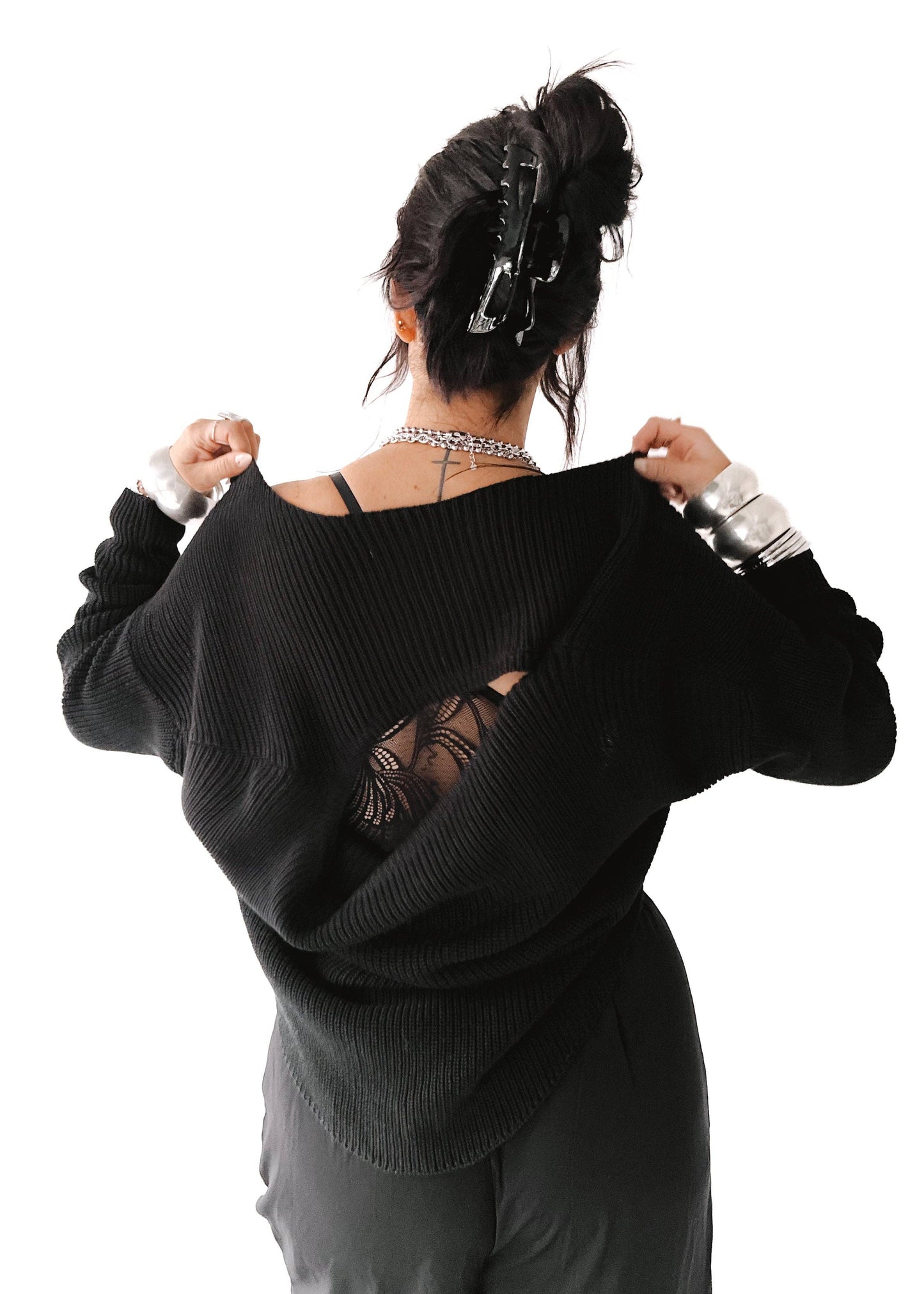 REVERSIBLE ROLES CUTOUT PULLOVER