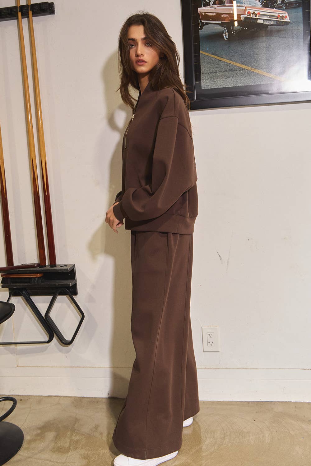 IP5462 Oversized Sweatsuit Pants With Zipper Pockets