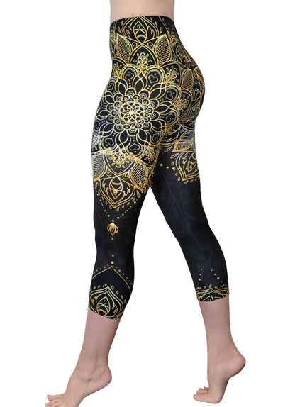 Capri Royal Dancer - Mandala Printed Yoga Capris for Women