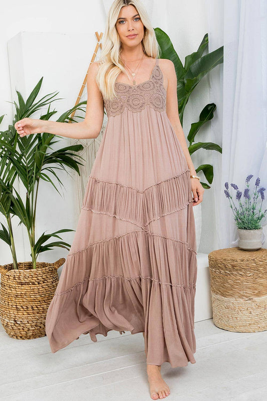 CROCHET LACE TIEREN HEMLINE MAXI DRESS: MOCHA / S
