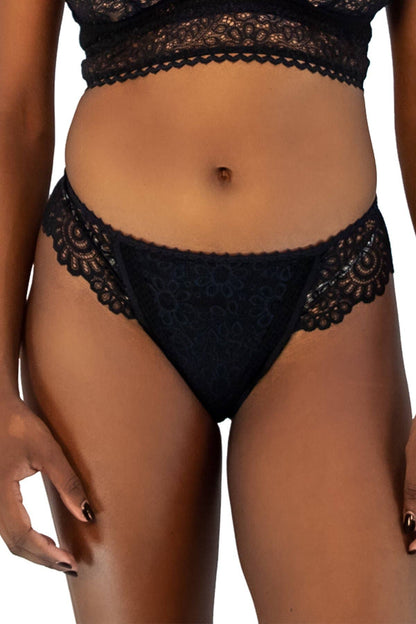 Up All Night Lace Thong: Black / 1X