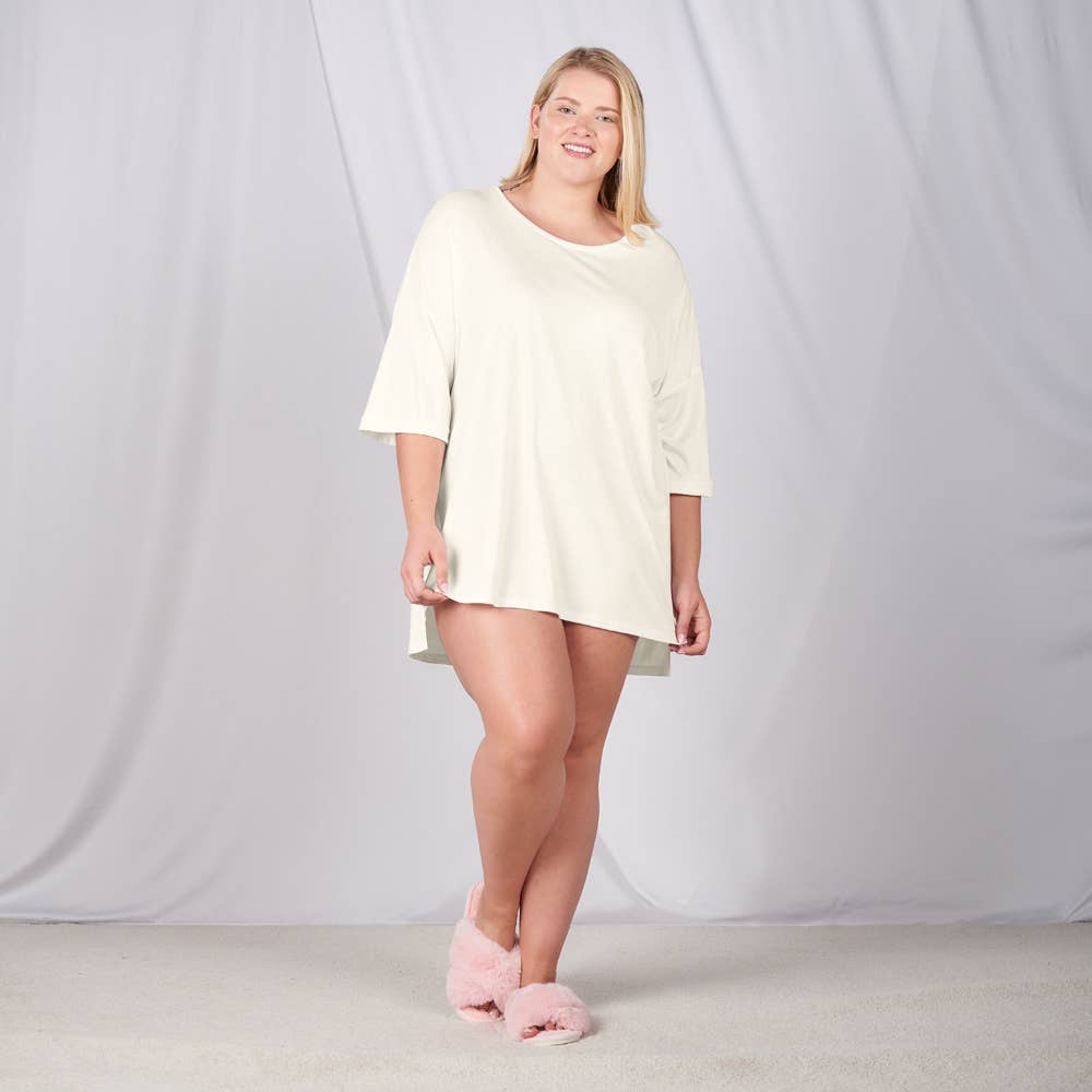 Faceplant Bamboo® and Organic Cotton Oversized boyfriend tee: Black / Small/Medium