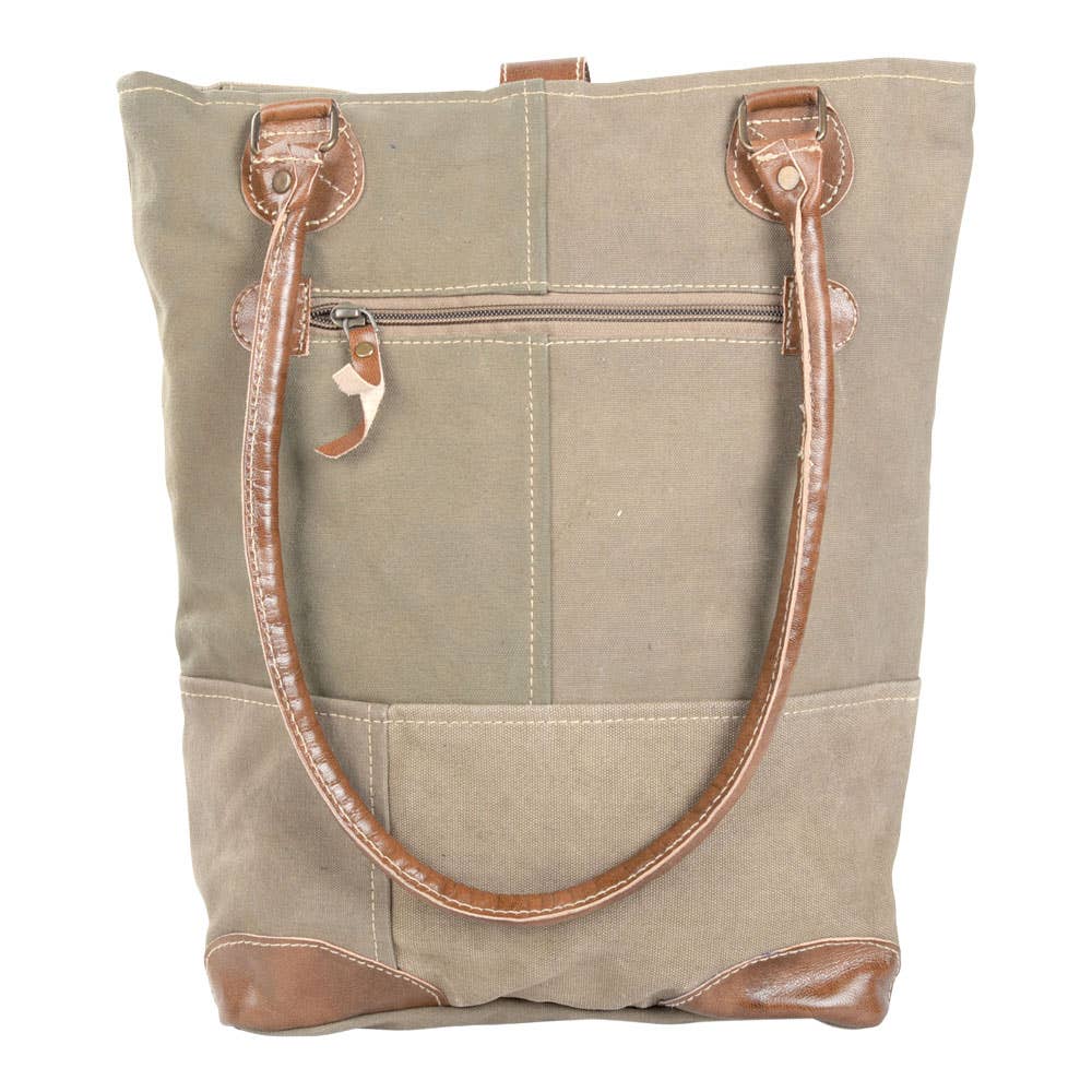 Cape Breton With Star Tote