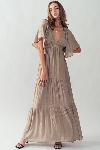 DEEP V NECK TIERED MAXI DRESS: BLACK