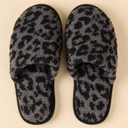 Marshmallow Cozy Lounge Leopard Slippers