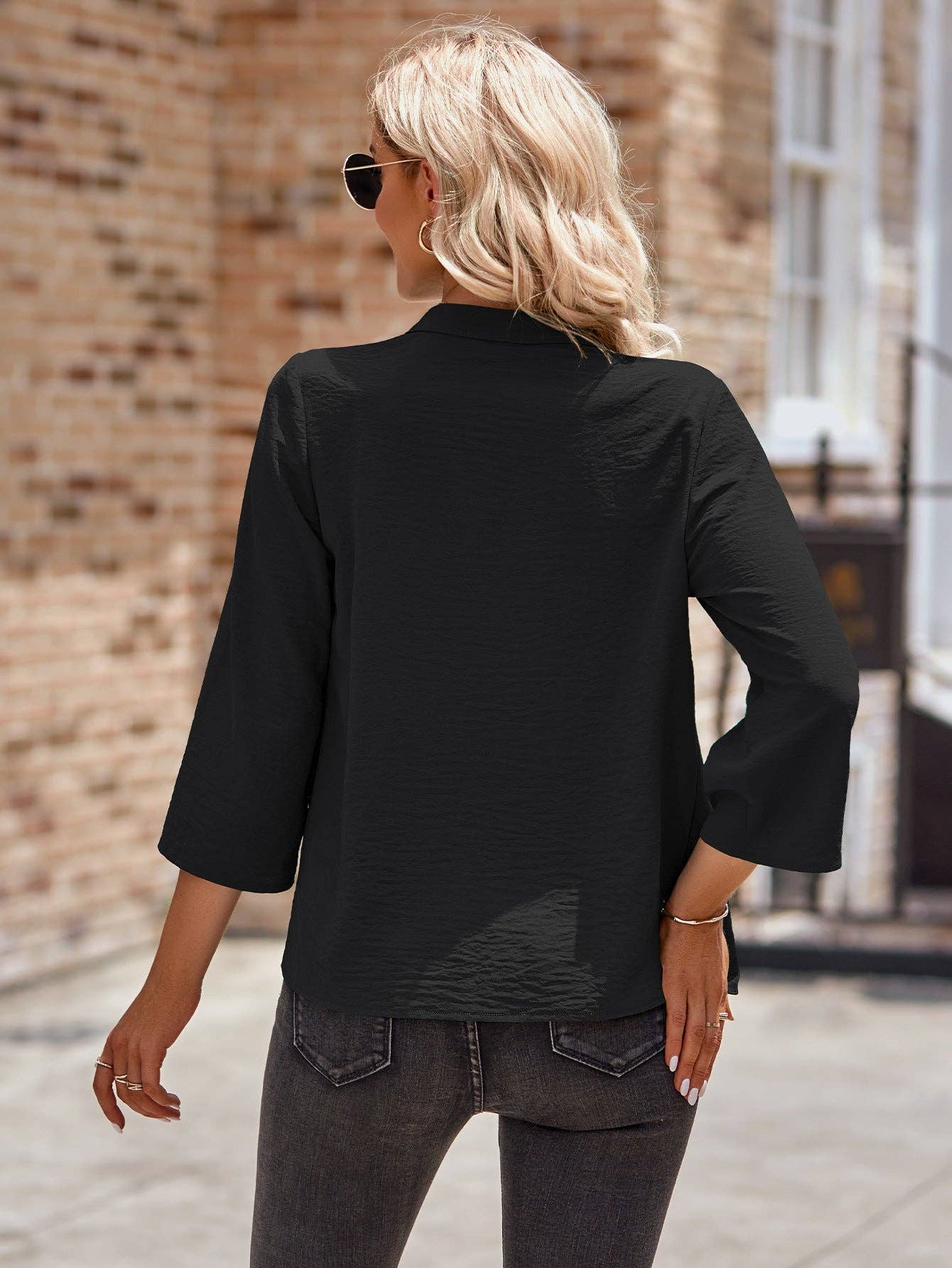 SN18 Sweetkama Ladies V-neck Hemming Daily Shirt: Green / M