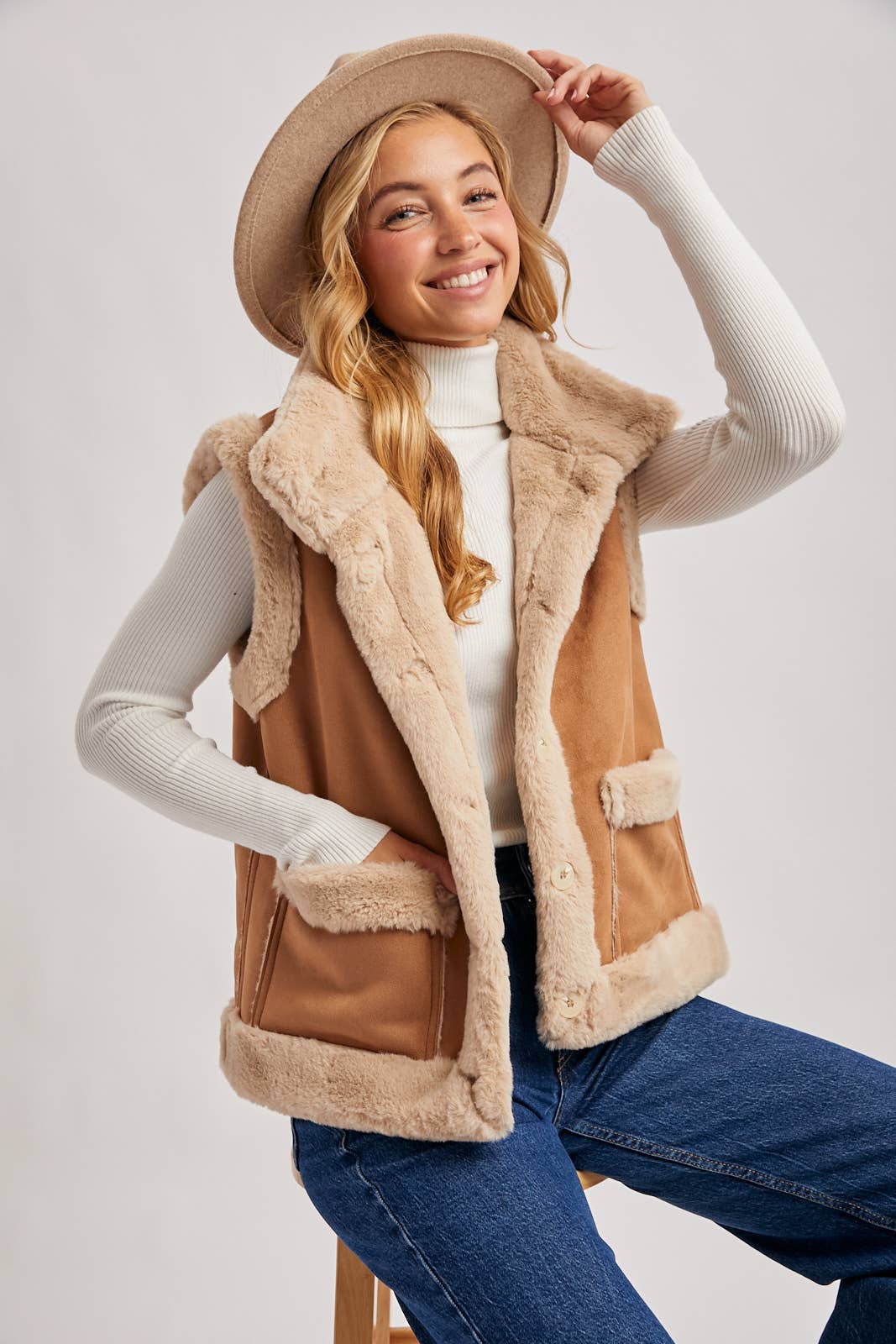 FAUX SUEDE WITH FAUX SHEARLING LINING TRIM VEST