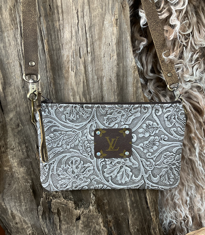 CLASSIC Olive Crossbody UPCYCLED Silverfloral