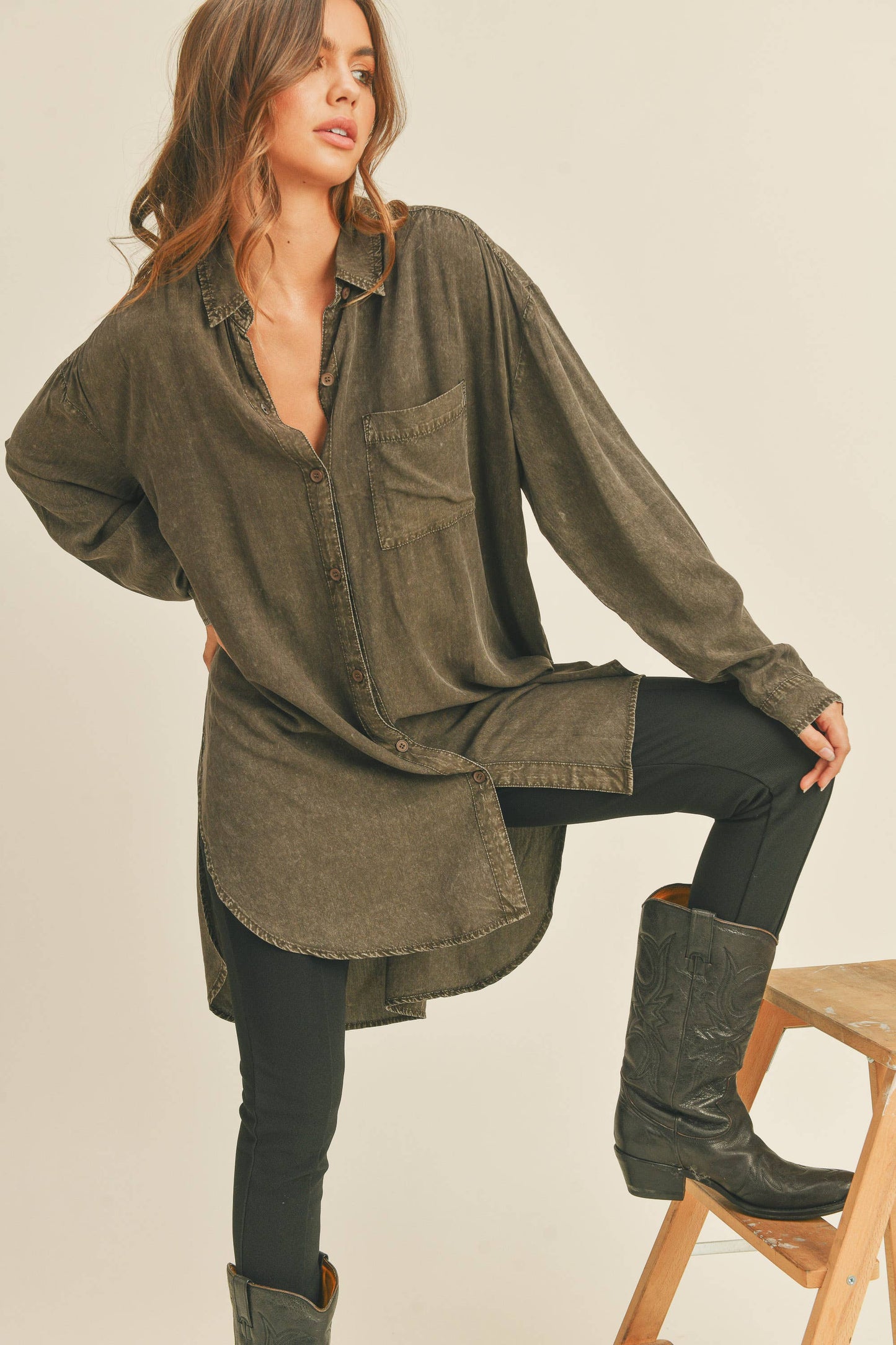 MMT1627 WASHED BUTTONDOWN LONG SHIRTS: WHITE / L